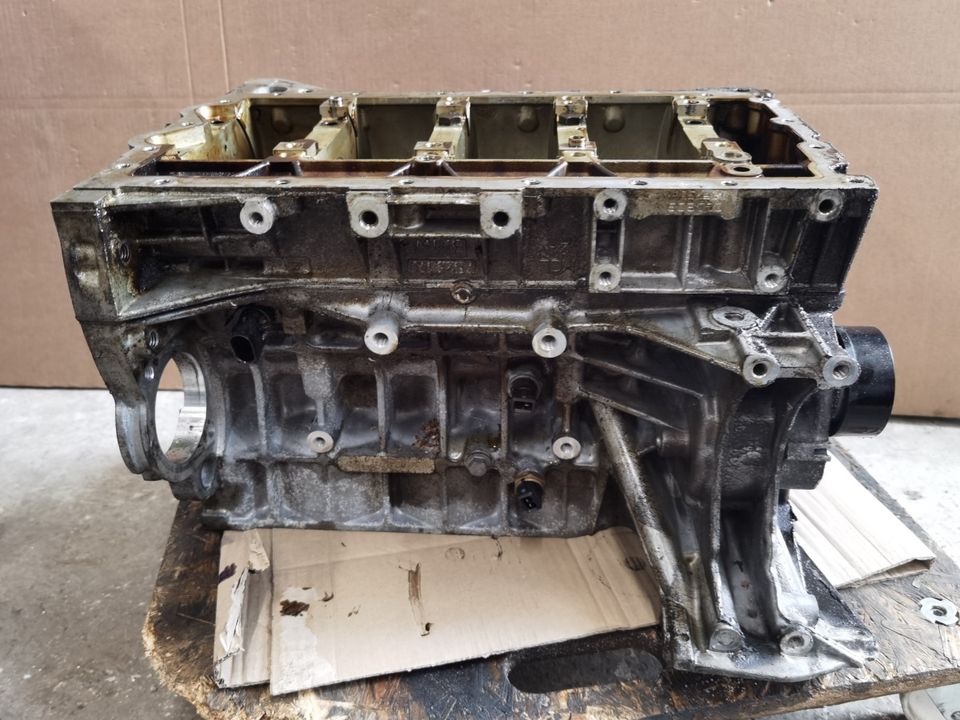 BMW 7536184 E90 E83 E91 E87 Zylinder Kurbelgehäuse Motorblock in Aufseß