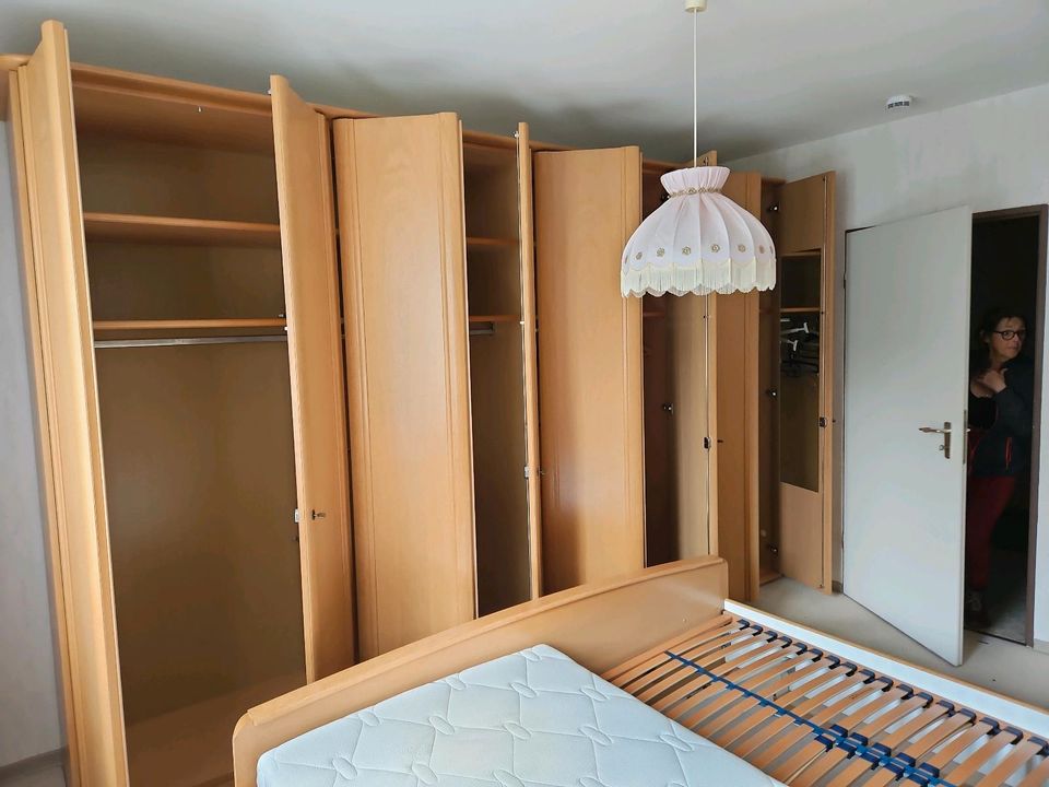 Schlafzimmer komplett Massiv in Wuppertal