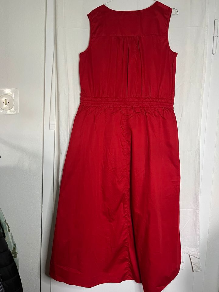 Rotes langes Kleid  Find  Baumwolle Satin 1.30 lang XL- Gr 44/46 in Hannover