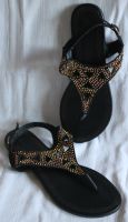 Flip Flops ~ Gr. 37 ~ schwarz / gold mit Fersenriemchen Nordrhein-Westfalen - Hürth Vorschau