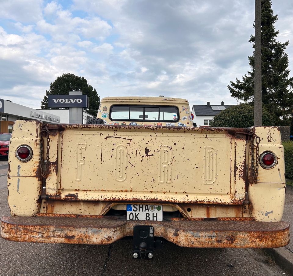 Ford F100 PickUp Longbed Styleside V8 1960 in Crailsheim