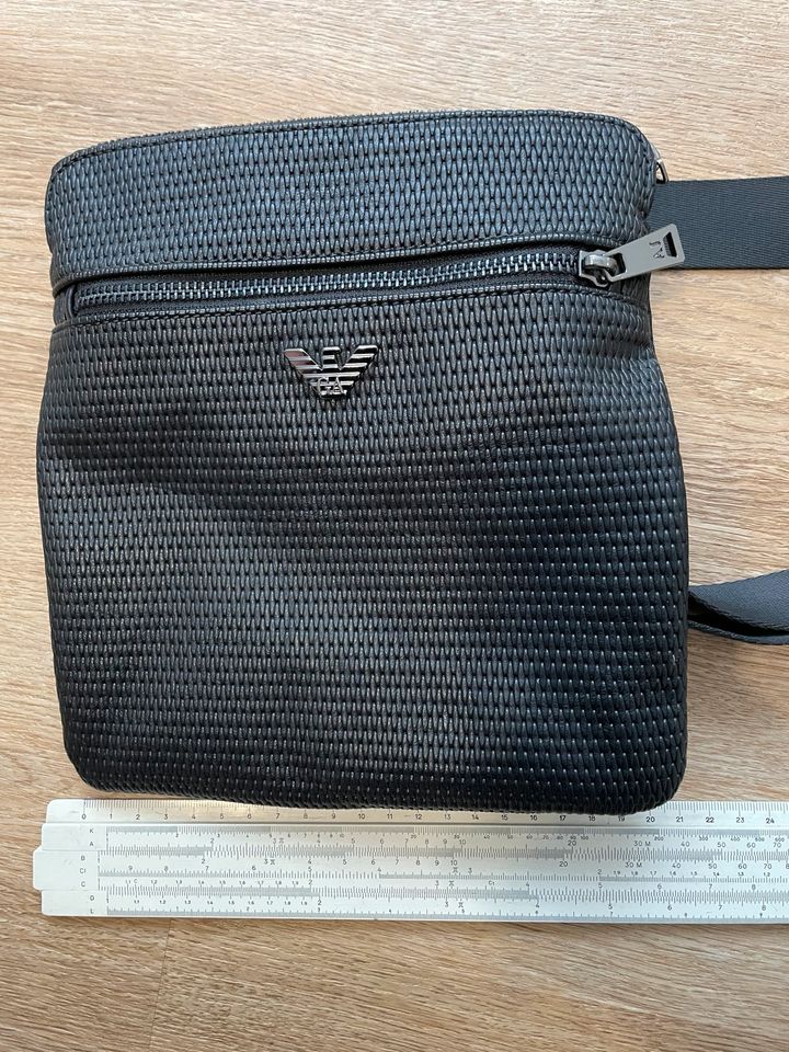 Emporio Armani Jeans Tasche 22x20 cm in Ansbach