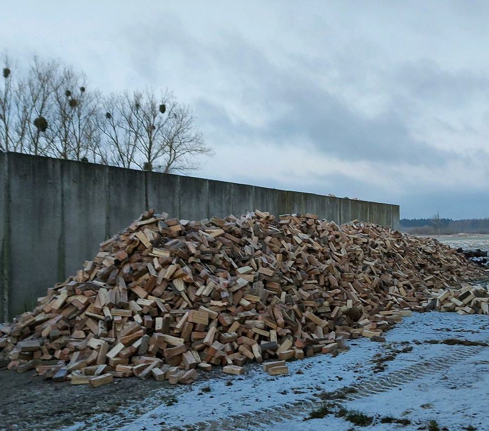 Kaminholz Brennholz Feuerholz‼️‼️ in Groß Mohrdorf