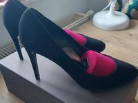 VERKAUFE Kennel & Schmenger Pumps Gr. 40,5 Hessen - Bad Vilbel Vorschau