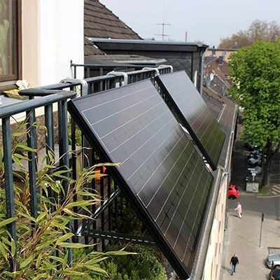 Balkonkraftwerk 800 W Steckersolar PV Solaranlage Mini-PV Solar in Düsseldorf