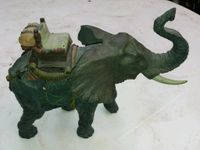 Elefant aus Plastik, kann Trompeten, Höhe 25 cm Friedrichshain-Kreuzberg - Friedrichshain Vorschau