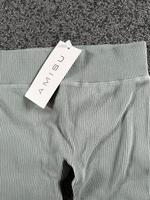 Sporthose seamless S 36 neu mit etikett Nordrhein-Westfalen - Kleve Vorschau