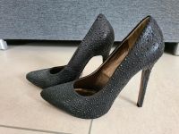 High Heels mit schwarzen Glitzersteinen Nordrhein-Westfalen - Soest Vorschau