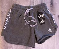 Adidas Short neu mit Etikett Größe S Baden-Württemberg - Kernen im Remstal Vorschau