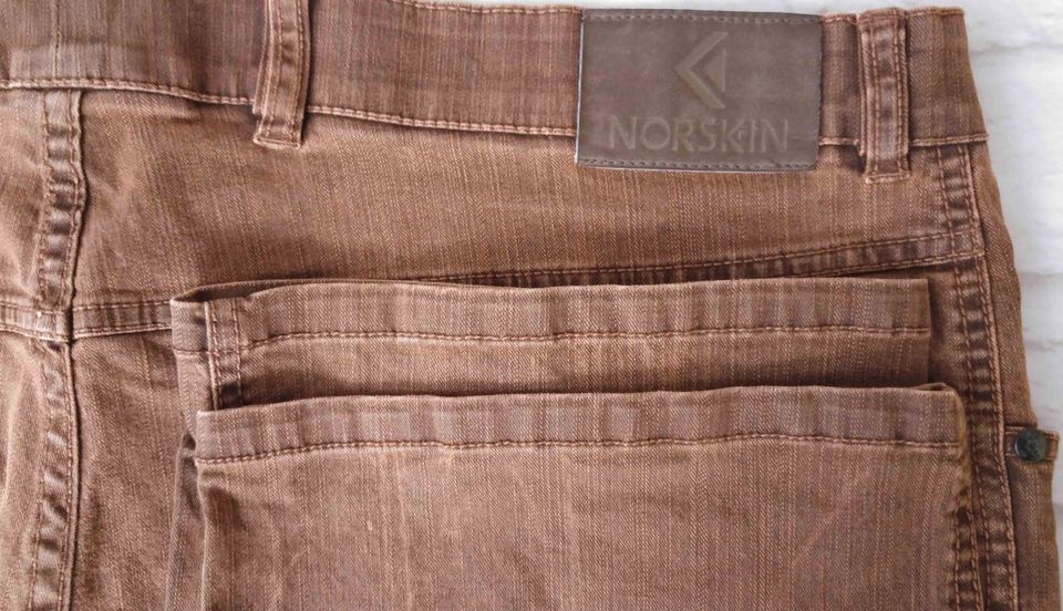 Norskin – Herrenjeans mit Dehnbund in Kupfer Gr. 54 in Hannover