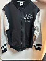 Nike College Jacke, Größe M Saarland - Überherrn Vorschau