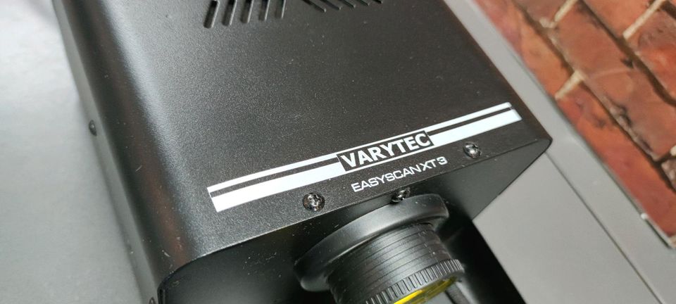 Varytec Easy Scan XT3 LED mit Gobos Bühnenbeleuchtung Party Lampe in Soest