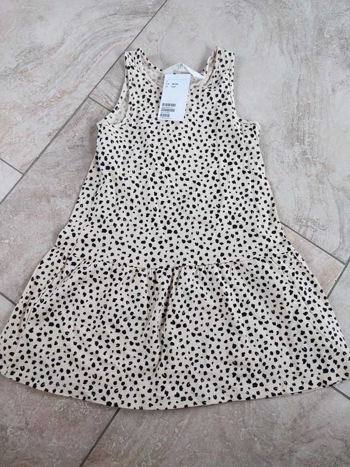 H&M Mädchen Kleid Größe 98/104 in Weißenfels