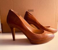 * Hellbraun Pumps aus Leder von Guess in Gr. 38 Vintage * Niedersachsen - Osnabrück Vorschau