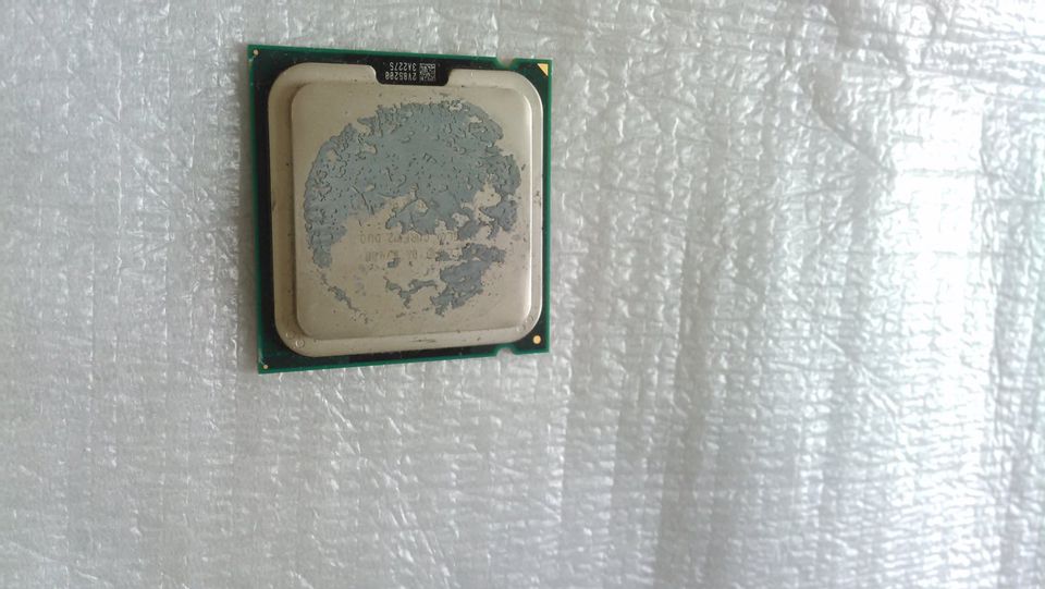 Intel Core 2 Duo Prozessor CPU E7400 in Rodgau