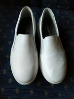 Vitaform Slipper Gr. 37 NEU Hessen - Kassel Vorschau