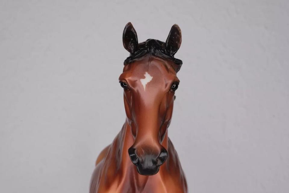Breyer Pferd Traditional horse Modellpferd LV Integrity - Yasmin in Leverkusen