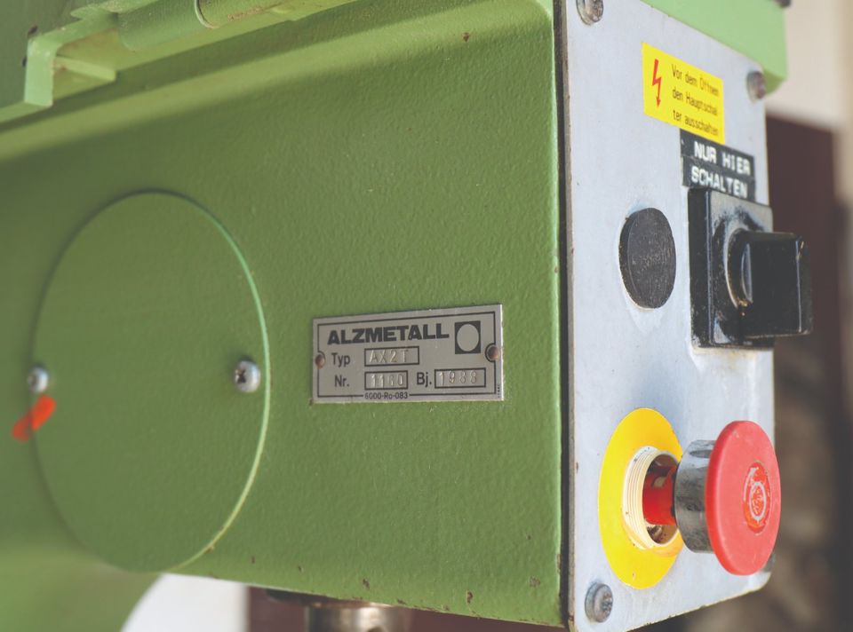 Alzmetall AX2 T Tischbohrmaschine in Essen