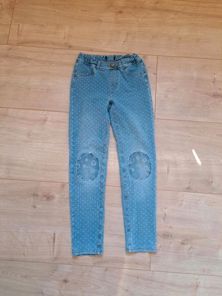 Tchibo Jeans Gr. 134/140 in Eisenach