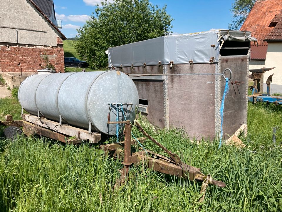 Wasserfass, Odelfass, Jauchefass, 1000 Liter, Tränke, Kuh in Leinburg