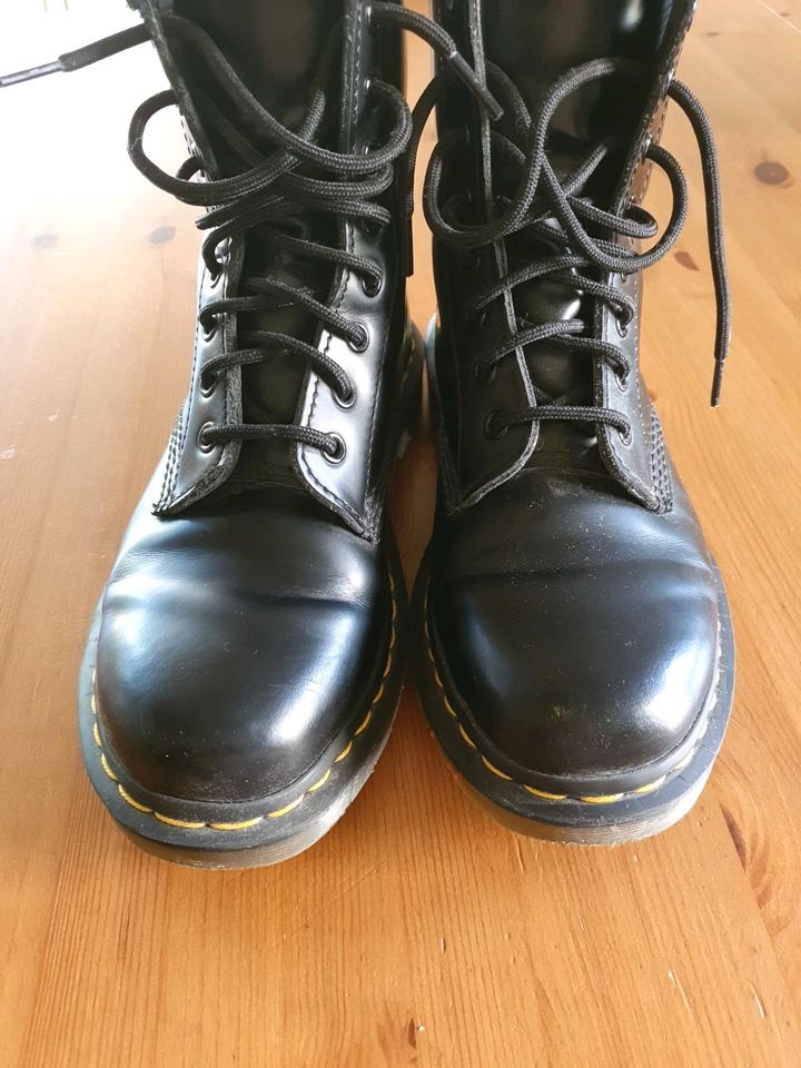 Dr. Martens Original boots in Emskirchen