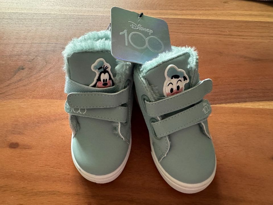 Winterschuh Halbschuh 100 Jahre Disney Gr.22 neu in Berlin