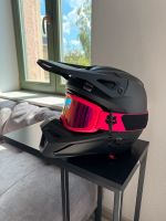 Fox Helm V1 Matte Black mit Rosa/Pink Crossbrille Chemnitz - Ebersdorf Vorschau