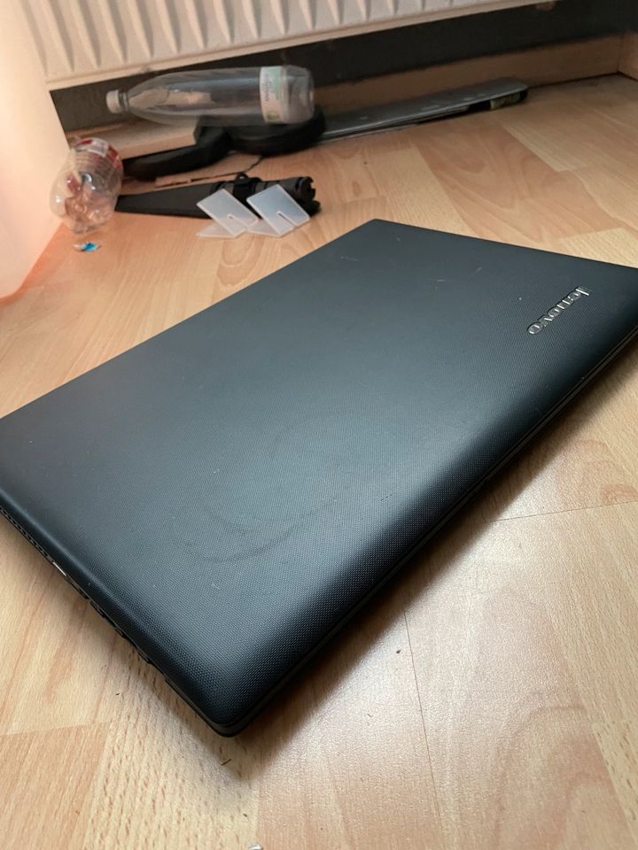 Lenovo  g76-35 Laptop in Salzgitter