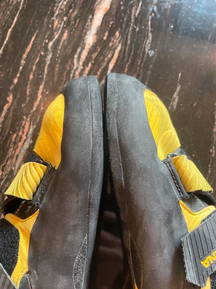 La Sportiva Katana Velcro Kletterschuhe Gr. 43 neuwertig in Dresden