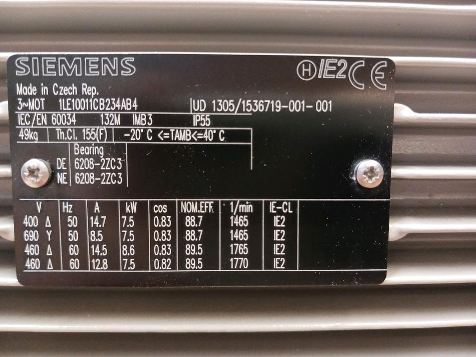 SIEMENS Drehstrommotor 7,5Kw IE2 *NEU UND UNBEUTZT* in Bendorf