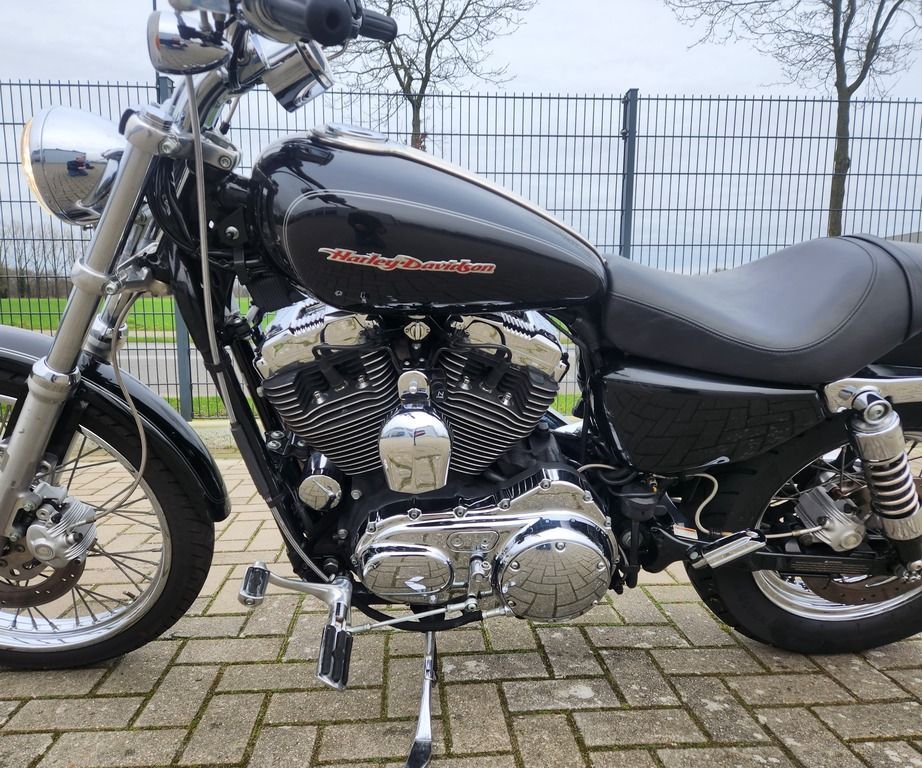 Harley-Davidson XL 1200 C SPORTSTER CUSTOM AMC AUSP+ HELM in Bawinkel