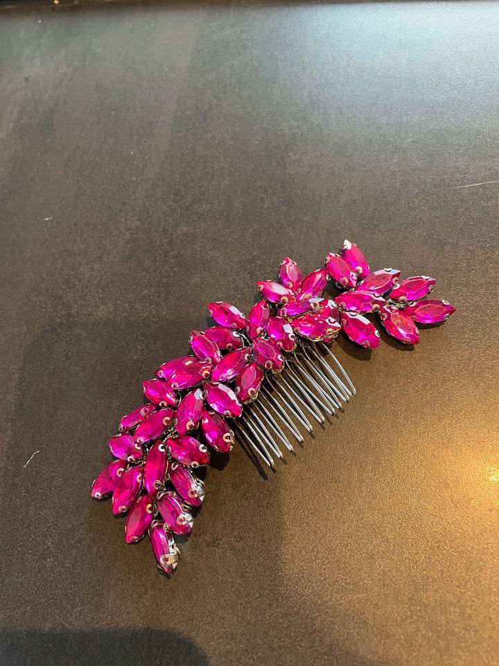 Haarspange Frisur Spange pink Abendkleid in Essen