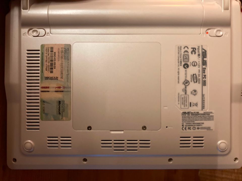 Asus Eee PC 900, funktionstüchtig in Wittmund