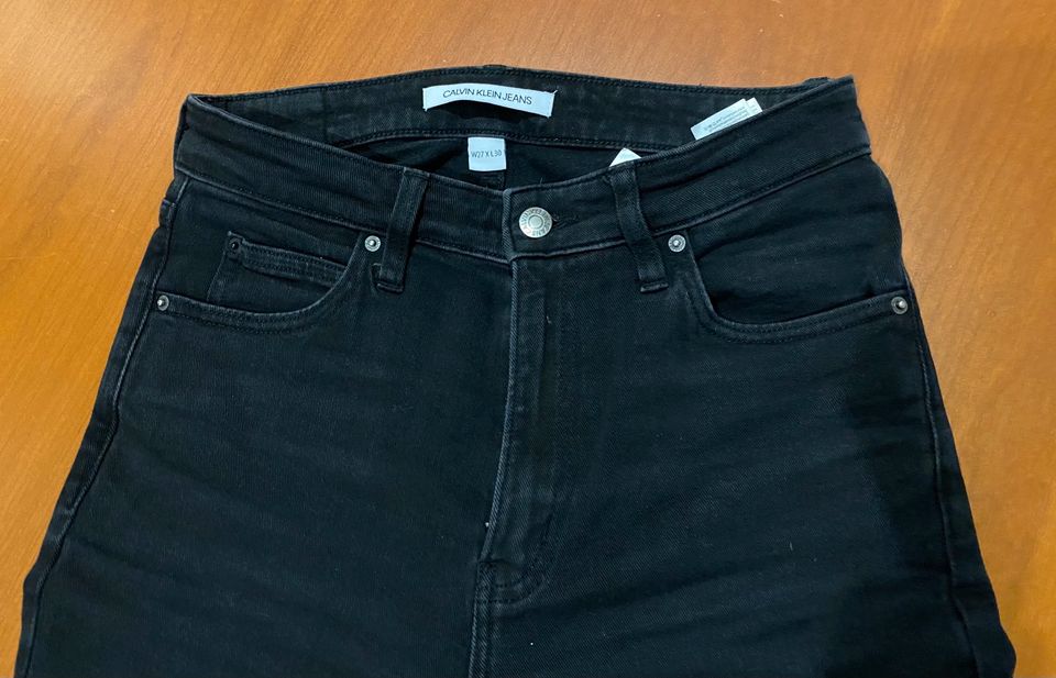 Calvin Klein high rise skinny Jeans schwarz Gr. 27 in Werl