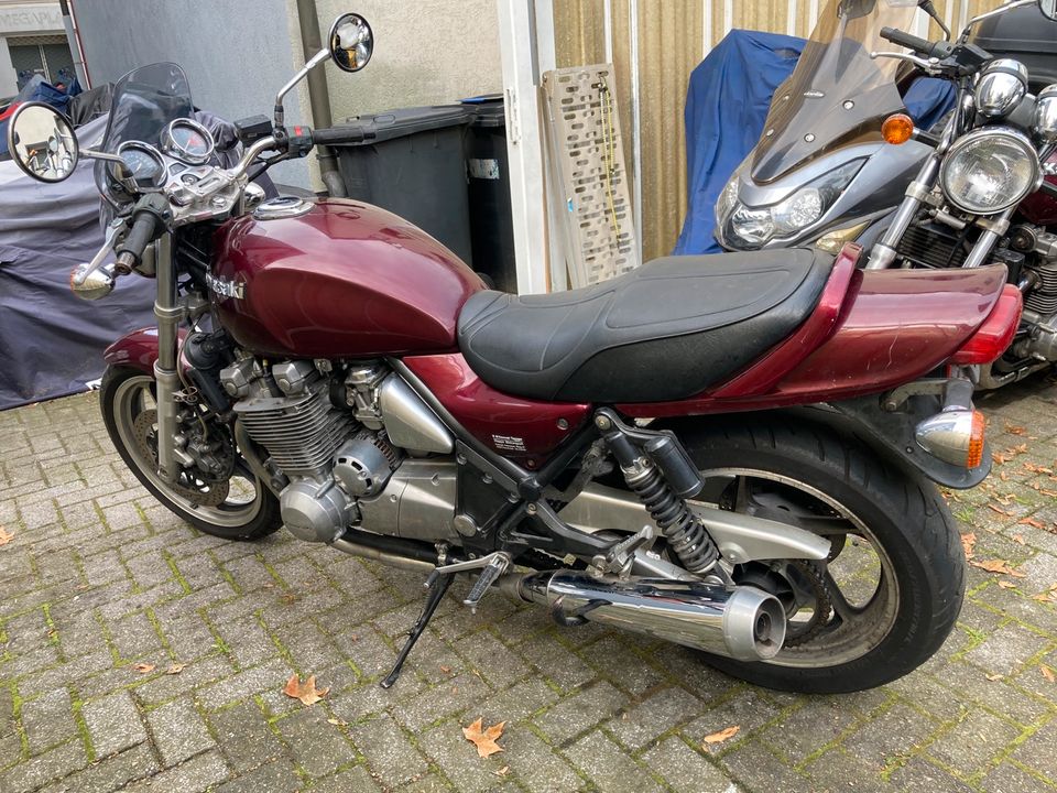 Kawasaki Zephyr 1100 aus 4 -1992 TÜV 5 -2025 läuft + fährt 2 Hand in Bochum