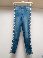 Jeans Schnürung H&M Gr. 36 !! Erlös wird gespendet!! Nordrhein-Westfalen - Kreuzau Vorschau