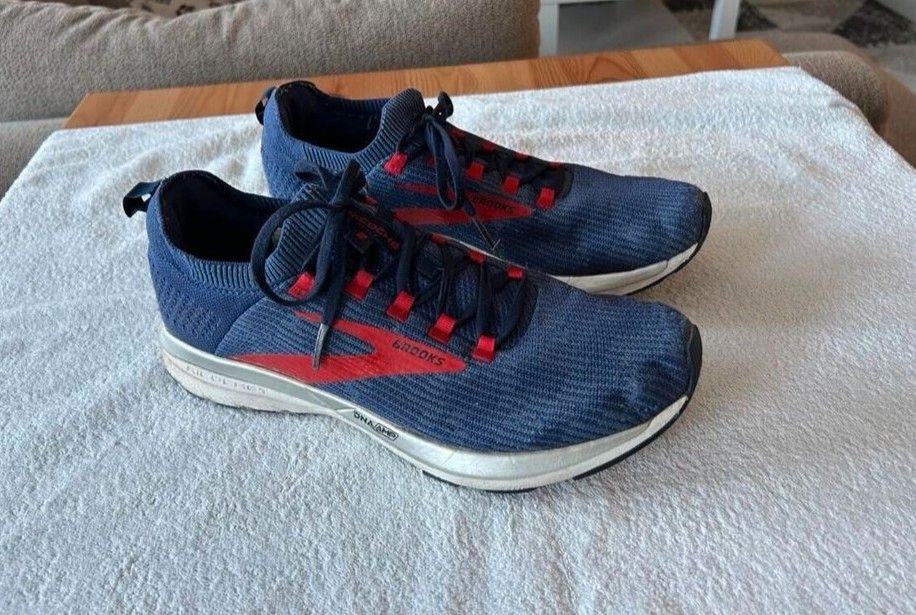 Brooks Ricochet 2 Herren Running Laufschuhe Größe 46 in Bochum