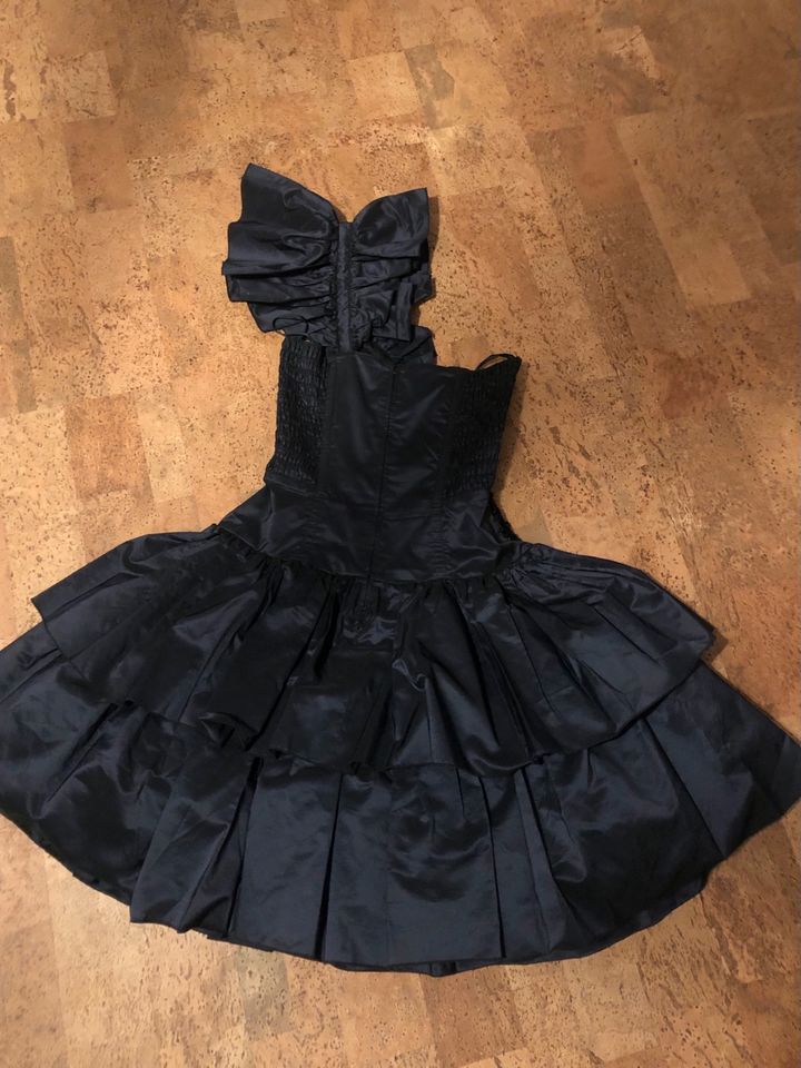 Abendkleid Cocktailkleid Designerstück mit freier Schulter in Ilsenburg (Harz)