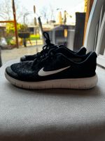 Nike Free Sportschuhe Gr. 37,5 Nordrhein-Westfalen - Neuss Vorschau