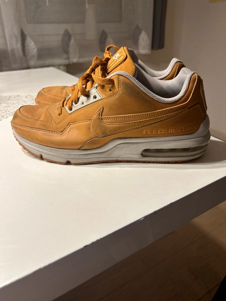 Nike Air Max in Teningen