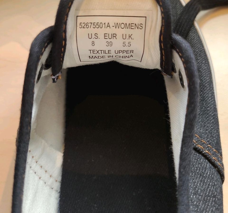 Levis Canvas Damenschuh Sneaker low US8 / EU39 ungetragen in Linkenheim-Hochstetten