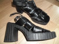 2x Damen Schwarze Plateau Schuhe Gr. 39/40 Gebrauchte Zustand! Rheinland-Pfalz - Landau-Godramstein Vorschau