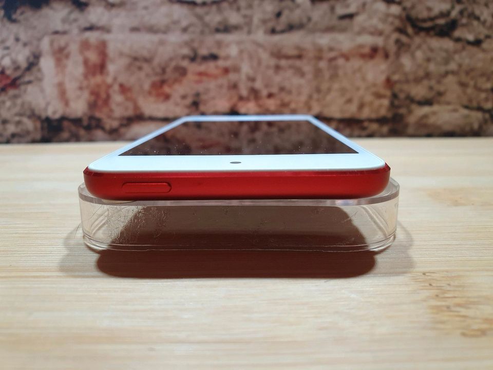 Ipod Touch Generation 5 Produkt Red 32 GB neuwertig in Kiel