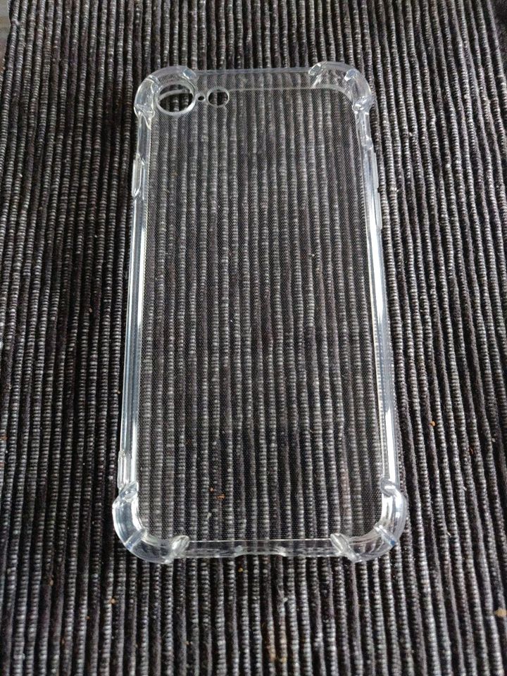 Bumper iPhone 7G/8G/SE 2020 +Glass in Appen