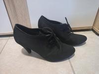 Graceland Damenschuhe mit Absatz 40 schwarz Pumps Absatzschuhe Sachsen - Freital Vorschau