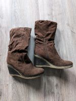 Damenschuh Stiefel mit Keilabsatz in Größe 39 Schleswig-Holstein - Eckernförde Vorschau