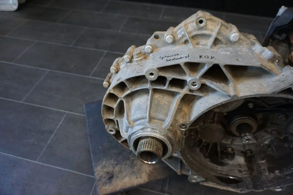 VW T5 2.0TDI 4 Motion Allrad Getriebe Schaltgetriebe 6 GANG KQK in Wurzen
