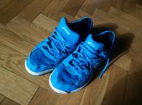 Sportschuhe Asics in 42, guter Zustand, non marking Berlin - Steglitz Vorschau
