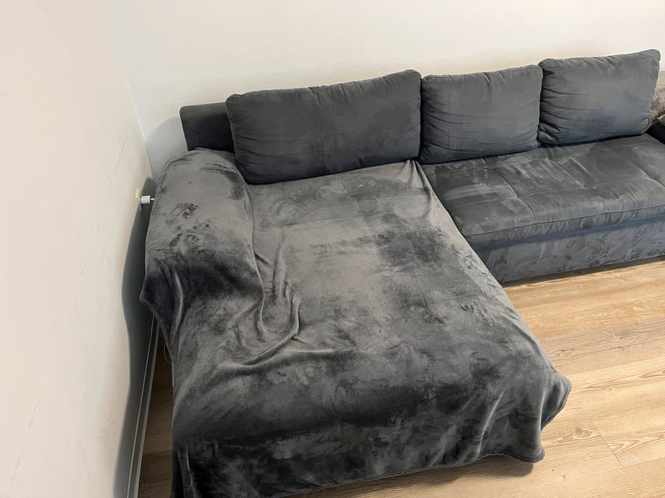 ''XL'' Sofa Anthrazit und ausklappbar (Selbstabholer) in Bremen in Bremen