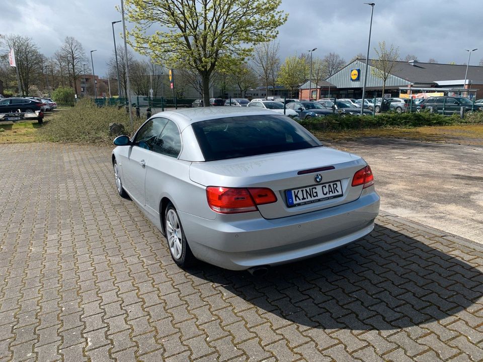 BMW 320i Cabrio*LEDER*XENON*NAVI*TOP*PDC*VOLL* in Viersen